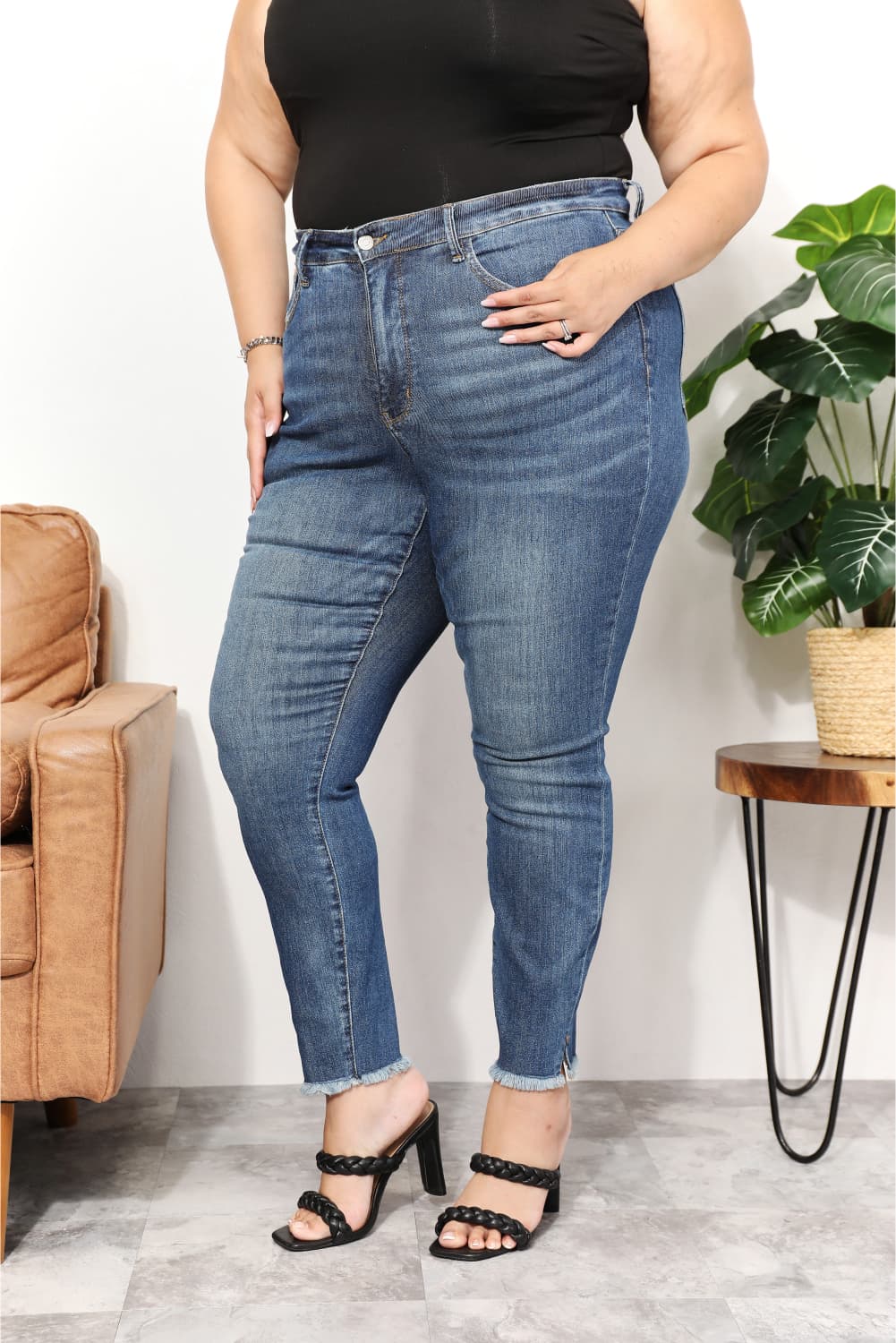 Judy Blue Full Size Tummy Control Side Slit & Fray Hem Skinny Jeans